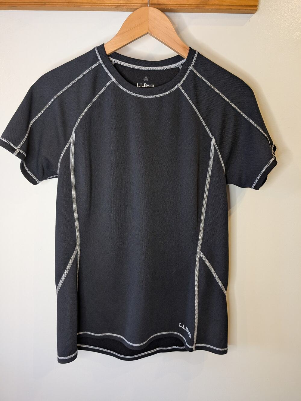 L.L. Bean Midweight Men's Performance Tee Black Short Sleeve Crew M Reg